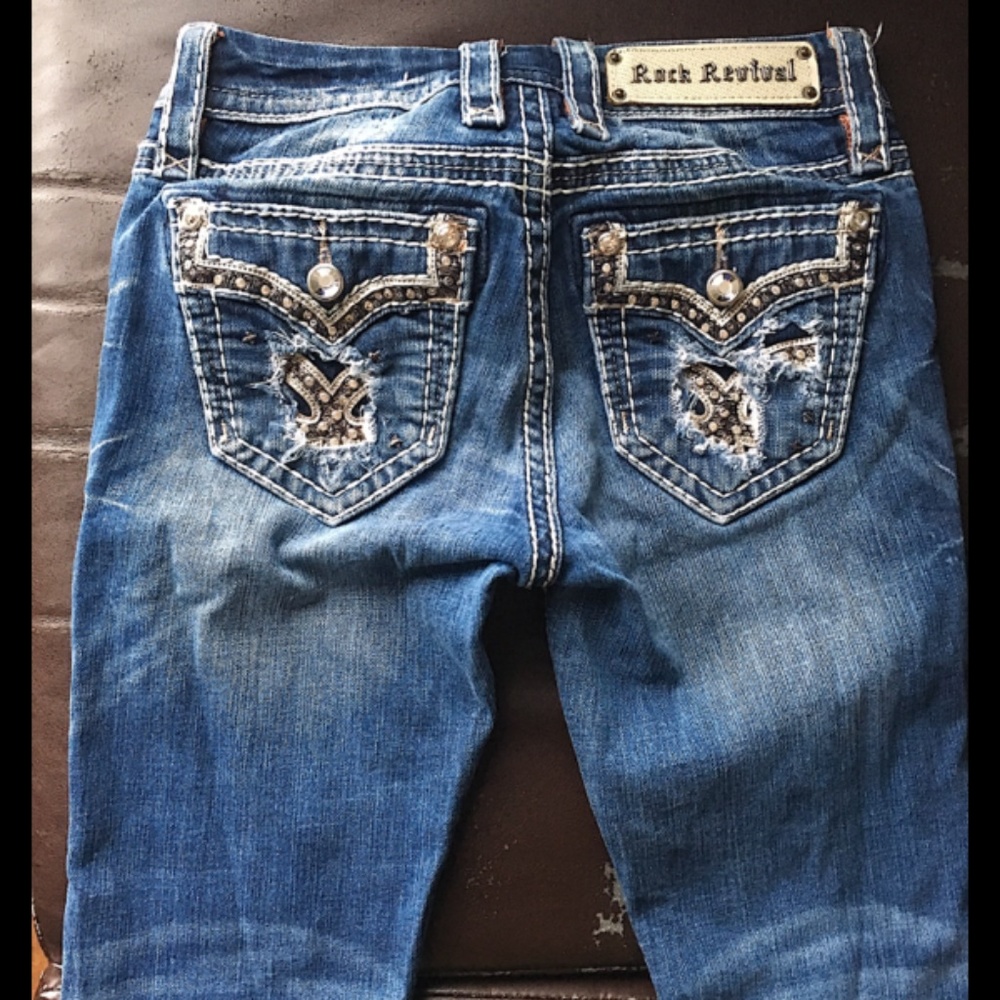 Rock Revival Jeans - Picture 1 of 4